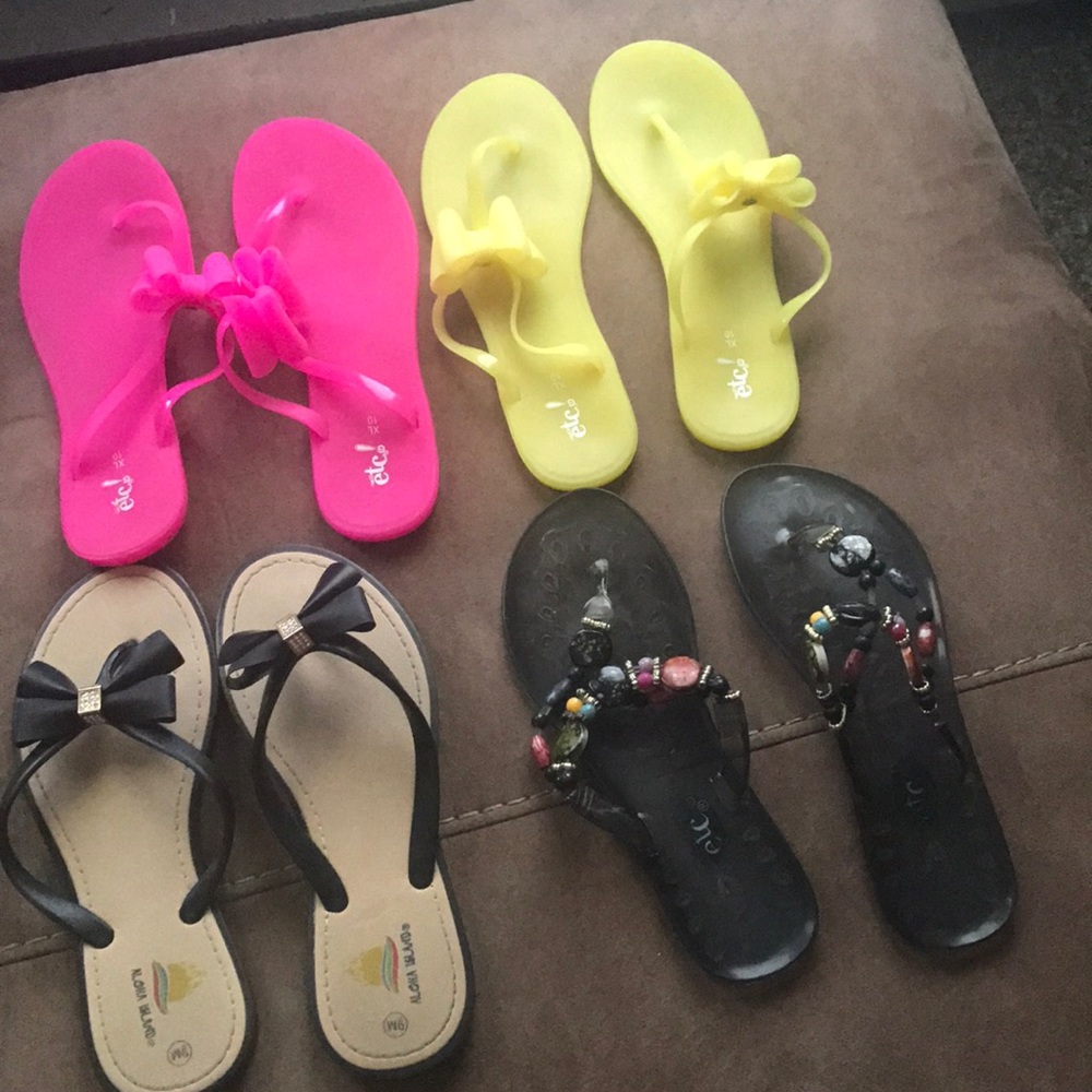 Bundle Deal Thong Style Sandals